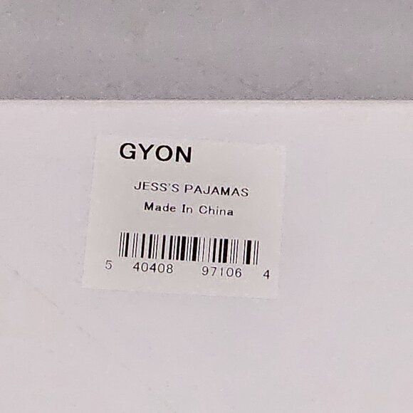 American Girl GOTY Jess Pajamas *retired* NIB - DOLL NOT INCLUDED - Picture 8 of 8